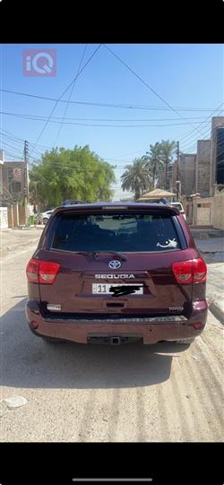تويوتا سيكويا